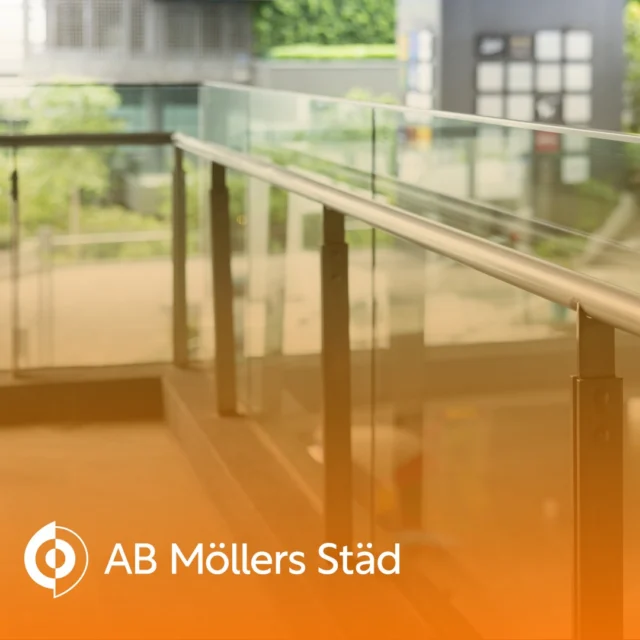 Behöver du regelbunden hemstädning, enstaka flyttstädning eller storstädning? Anlita Möllers Städ för noggrann och trygg städhjälp i Malmö! #Städare #städare #städhjälp #Städhjälp